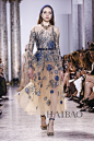异域璀璨的流金岁月！艾莉·萨博 (Elie Saab) 2017春夏高级定制秀，海报网带你亲临2017春夏高定时装周