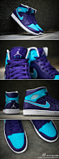 Air Jordan 1 Mid 'Hornets'