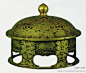 唐代鎏金铜香炉，高38、径46.3 厘米，登封市法王寺2 号塔地宫出土，河南省文物考古研究所藏。