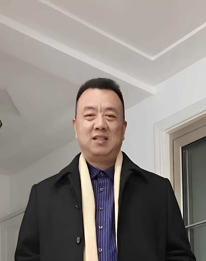 免费AI图像提升工具：提高图片的分辨率