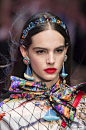 detail-defile-dolce-amp-gabbana-printemps-ete-2018-milan-detail-488.jpg (1793×2700)