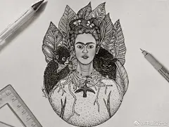 来自插画艺术家​ Doodlebug的水笔画，充满细节以及密集的想象。#求是爱设计# ​​​​