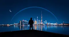 一个人站在城市夜景中图片下载