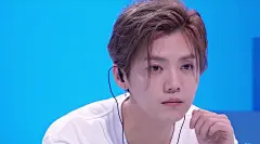 鹿晗这就是对唱  这就是歌唱对唱季第二期 鹿晗@M鹿M 个人CUT合集
这一周，依旧是表情包担当的鹿老师
鹿晗 星闻揭秘 L星闻揭秘的秒拍视频 ​​​​