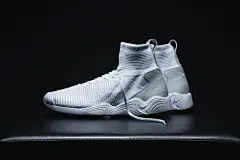 近賞 Nike Zoom Mercurial Flyknit 全白配色 : 話題鞋型加全白配色！無慮入荷！