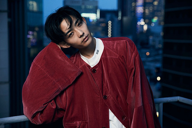 “小狼狗”龙星凉