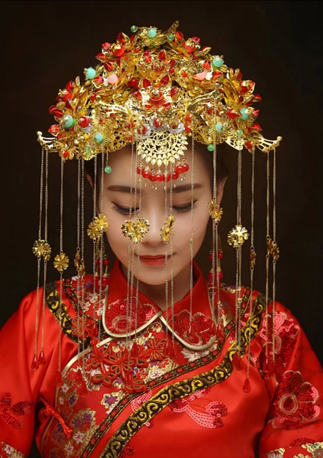 中国红 复古中式结婚礼服 红色秀禾服 古...