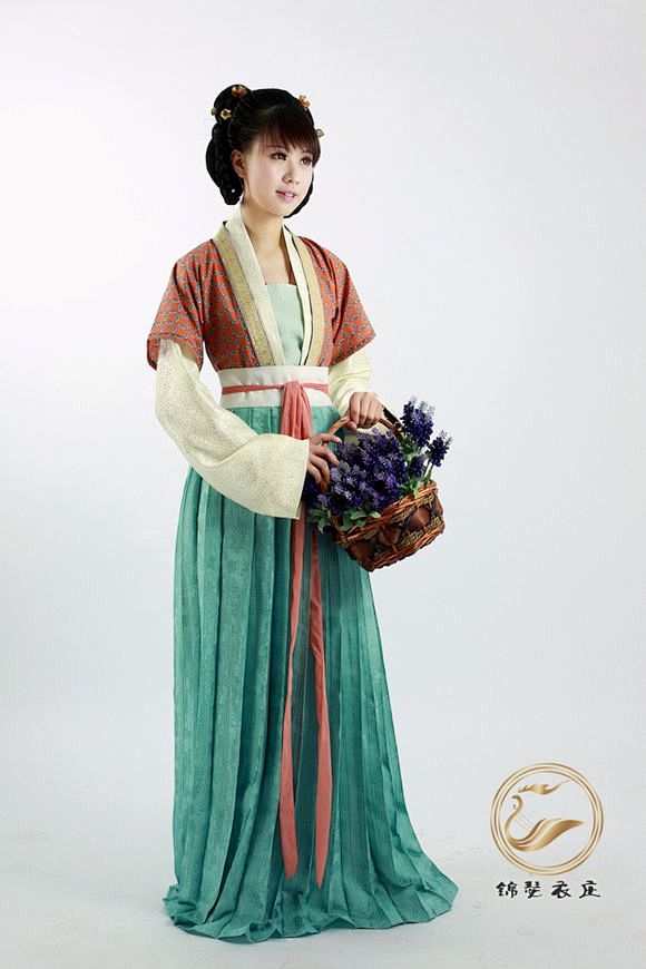 锦瑟衣庄唐宋俏丽印彩对襟襦裙杏花微雨