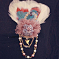 DaisyChao独家设计 唯美天鹅羽毛 精致花朵点缀超仙水晶流苏胸针-淘宝@北坤人素材