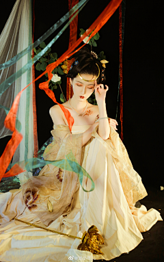 21ST花花采集到衣带渐宽终不悔 (第二季)