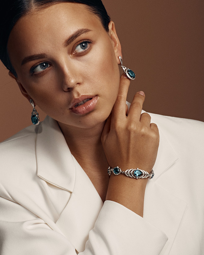 jewelry beige models...