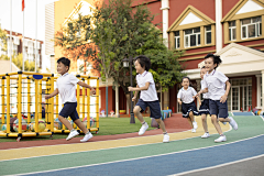 黑凤梨6采集到小孩