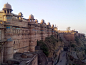 Side_View_of_wall_of_Gwalior_Fort_from_inside.jpg (1600×1200)