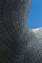 leManoosh.com : leManoosh collates trends and top notch inspiration for Industrial Designers, Graphic Designers, Architects and all creatives who love Design.