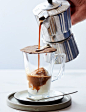 DIY affogato with melting chocolate - A great grown up dessert