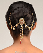 奢华珠宝 | 设计
印度，发饰
tag：艺术，首饰，图集；来源：pinterest
#遇见艺术##好物99# @微博收藏 ​​​​