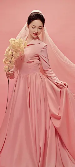 王钟瑶 粉色婚纱裙子 鲜花 全屏手机壁纸-美女壁纸-壁纸下载-彼岸桌面
