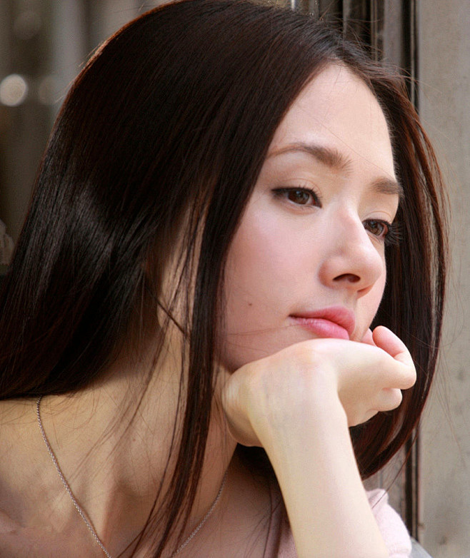 而益达广告,更让观众对她的询问度达到巅峰, #影视演员