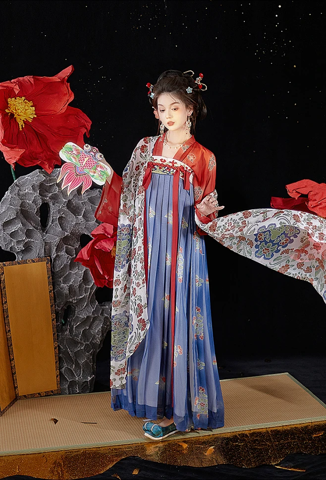 花朝记｜丽人行｜春夏汉服唐风复原团花刺绣印花双色对襟衫齐胸裙-淘宝网-花瓣网