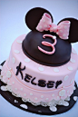 minnie mouse cake