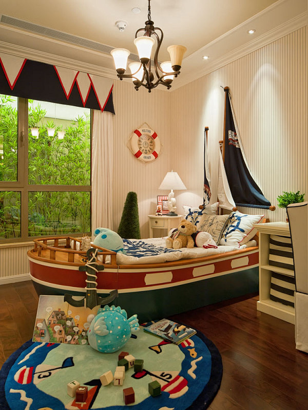 可爱的儿童房···大床，想要吗···