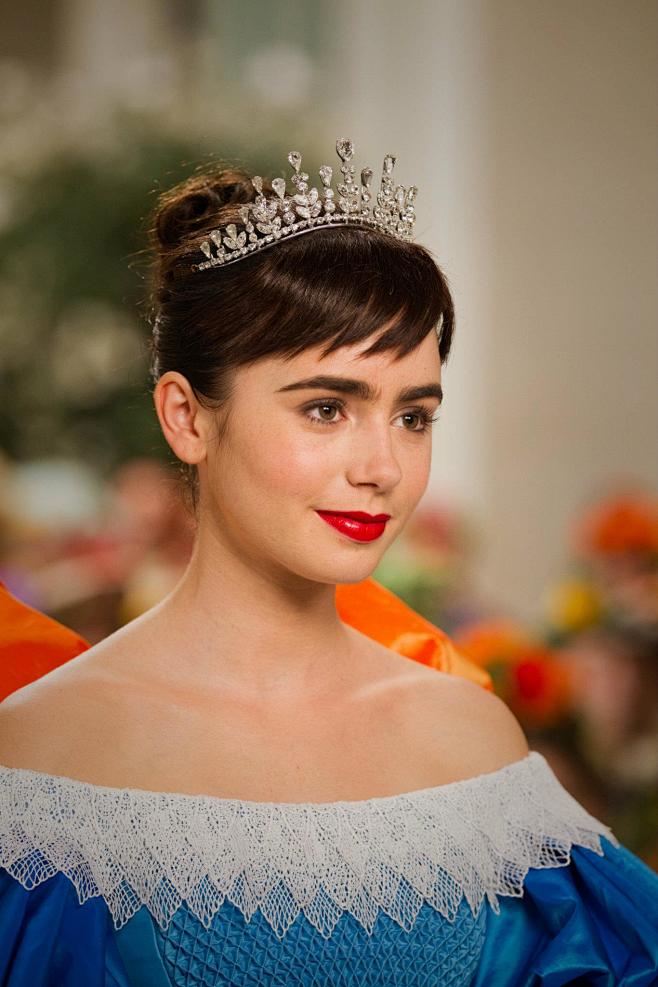 柯林斯 lily collins#电影场景# #电影海报# #电影截图# #电影剧照