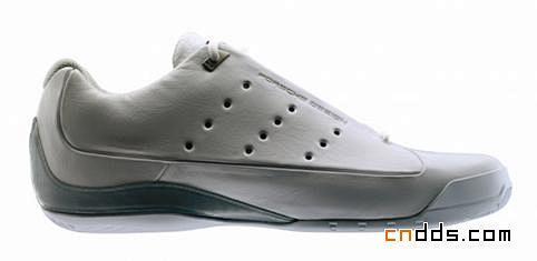 2010年阿迪达斯新款运动鞋设计鉴赏