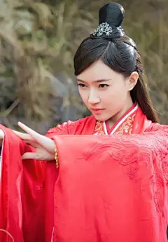 红衣古装女子剧照 - 堆糖，美图壁纸兴趣社区