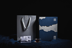 镜观凡宇采集到包装设计-茶/烟/酒