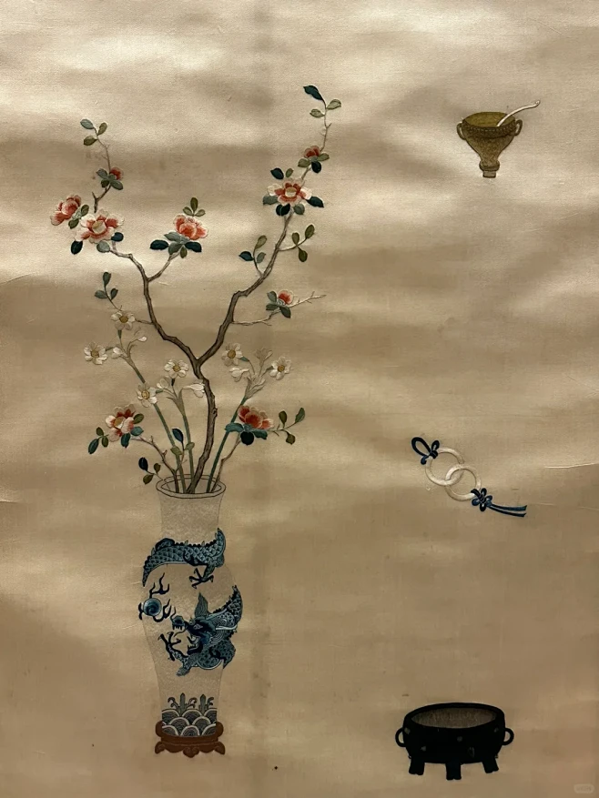绣品分享｜米色绫绣博古图四条屏 - 小红...