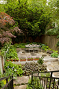 paris2london: (via A Hidden Garden in the Middle of Brooklyn |...