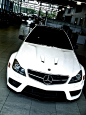 Mercedes Benz, C63 AMG.