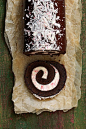 Chocolate Peppermint Roll | Omnomnomnom