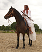 【新提醒】【300积分免费】骑马姿势与马的动作参考（77P） - 书籍照片素材 CGINK美术资源网