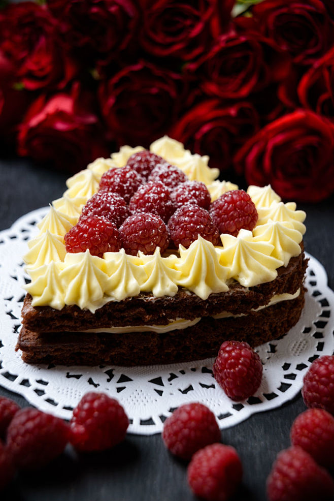 爱心草莓生日蛋糕