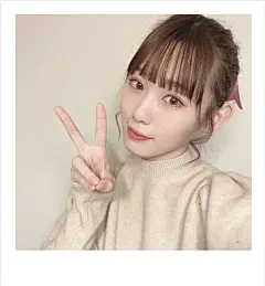 小池美波超话 欅坂46官网 5月手书
5月已经到了
提到5月就会想到「母亲节」呢
希望能在这一天将平日的感谢之情郑重地传达给妈妈
这个月也要加油啊！

翻译：池中天 ​​​​