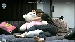 #金钟仁solo专辑#.#金钟仁综艺#

【201120 我独】

当侄子侄女走了以后，小金:

（顺便也想到了之前做过的一张表情包） ​​​​
