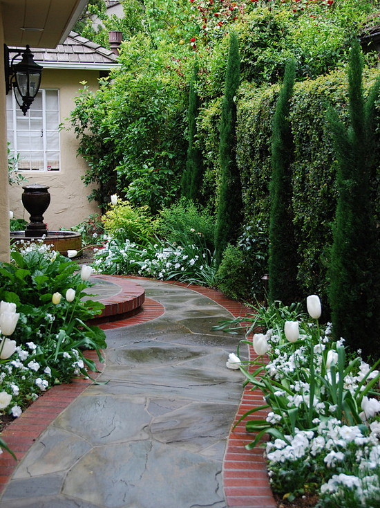 Side Yard Design Ide...