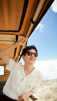 【图片】【青春好燃】#刘昊然壁纸#为崽崽的小暖阳们建一幢壁纸大楼hiahiahia，分享壁纸原图，喜欢的自取昂_刘昊然吧_百度贴吧