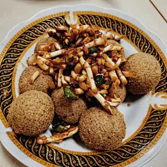 在安顺的三天两夜，我都吃了什么？ : 爱一座城，就从这座城的美食开始，人间烟火总让人迷醉。 周五的下午，狂奔火车站，验票上车一气呵成，此行除了见某人之外，还带着对安顺美食的狂喜与期待（万变不离吃）。虽然贵阳到安顺坐火车也不过一个小时，但...