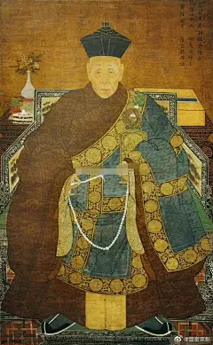 明代僧人，戴毗卢冠、腰系大带