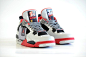 Freaker Sneaks 打造 Air Jordan 4 全新 NES 定制配色 ​​​​