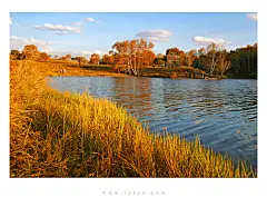 白马秋风塞上_内蒙古_黄河上下_光影天下_数码生存-小林的摄影设计手绘文字