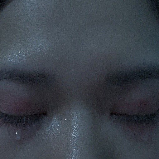 失望透顶后
真的一点情绪都懒的有