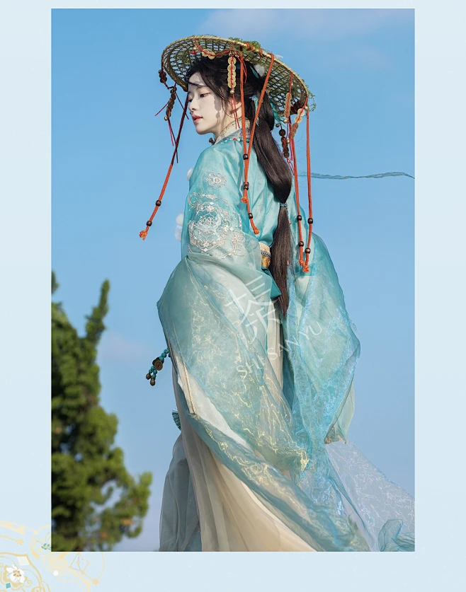 十三余小豆蔻儿[鹤野仙师]清冷感渐变直裾披帛战国袍汉服女款成人-tmall.com天猫-花瓣网