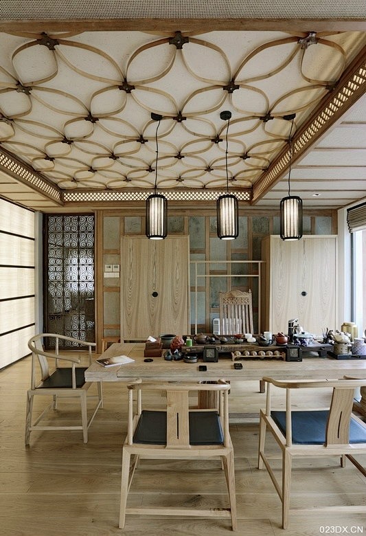 新中式风格家装餐厅吊顶效果图