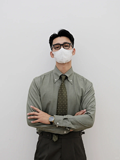 罗拉拉采集到时装参考_西装