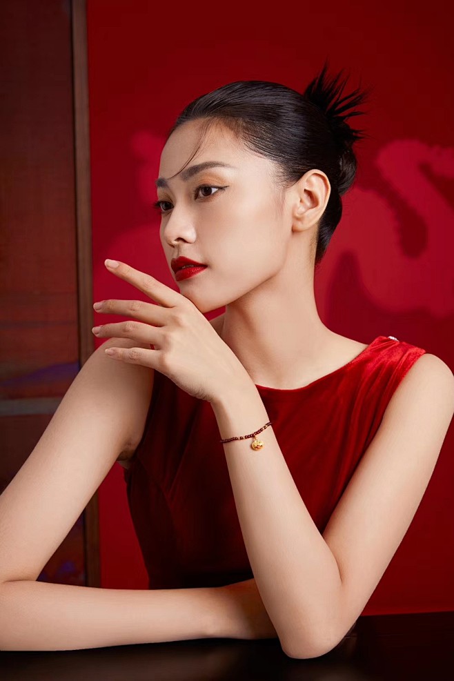 国潮 #妆容#彩妆# #眼妆# #唇妆#...