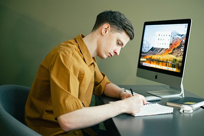 iMac 電腦, 人, 办公室工作
