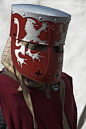 very cool idea of painting the heraldry on the helmet!